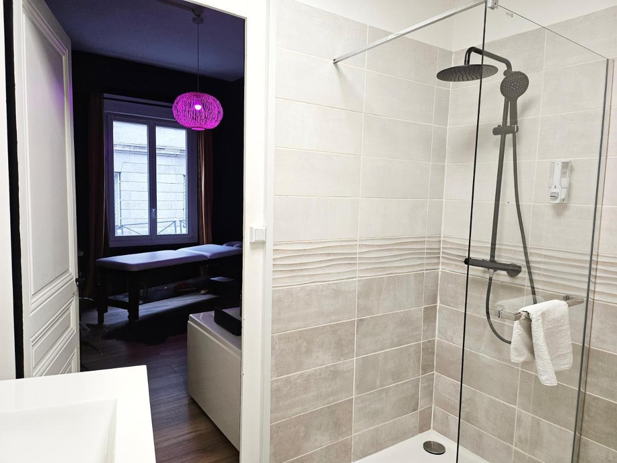 Passion - Jacuzzi - Table De Massage - 1 * Saint-Etienne (Loire)